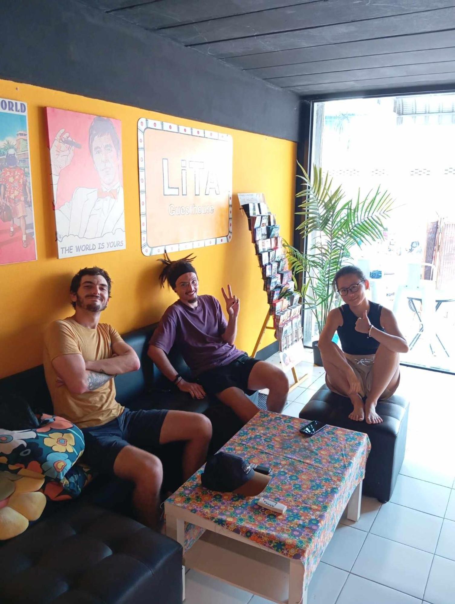 Lita Guesthouse 치앙마이 외부 사진
