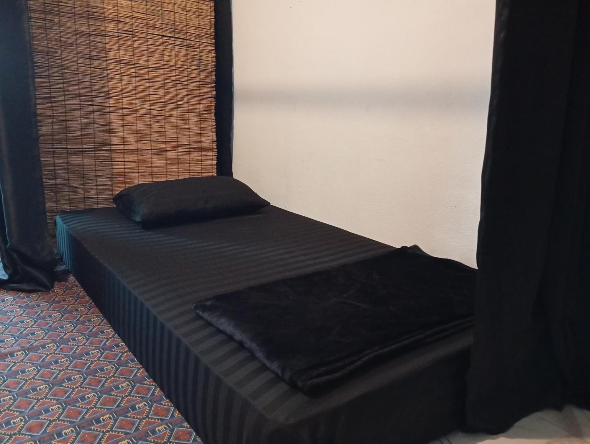 Lita Guesthouse 치앙마이 외부 사진